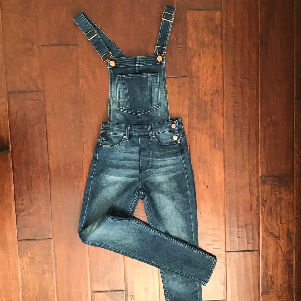 Skinny denim overalls- super flattering!